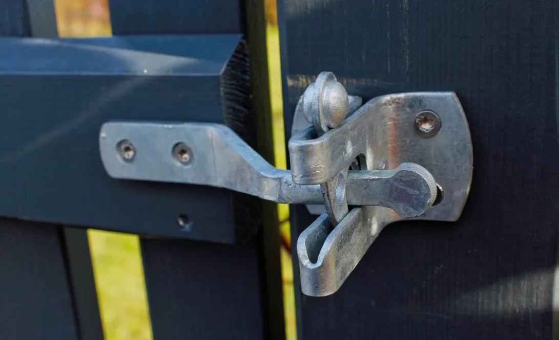 Professional lock assessment in Pembroke Pines home