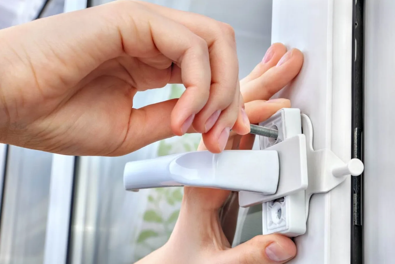 Modern smart locks offer enhanced security features but require longer installation times in Coral Springs homes