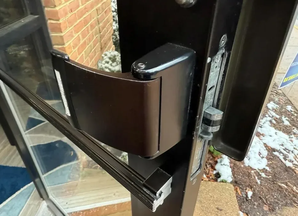 Commercial door hardware repair including panic bars and door closers in South Florida